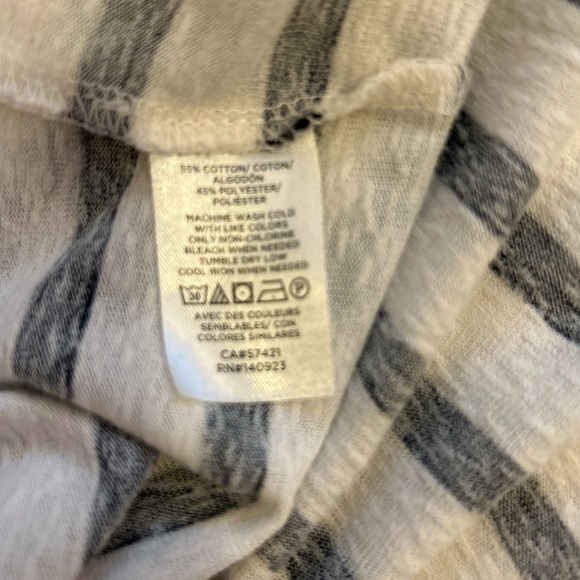 Ann Taylor LOFT sleeveless ruffle detail navy/white striped blouse, size M - Picture 7 of 7